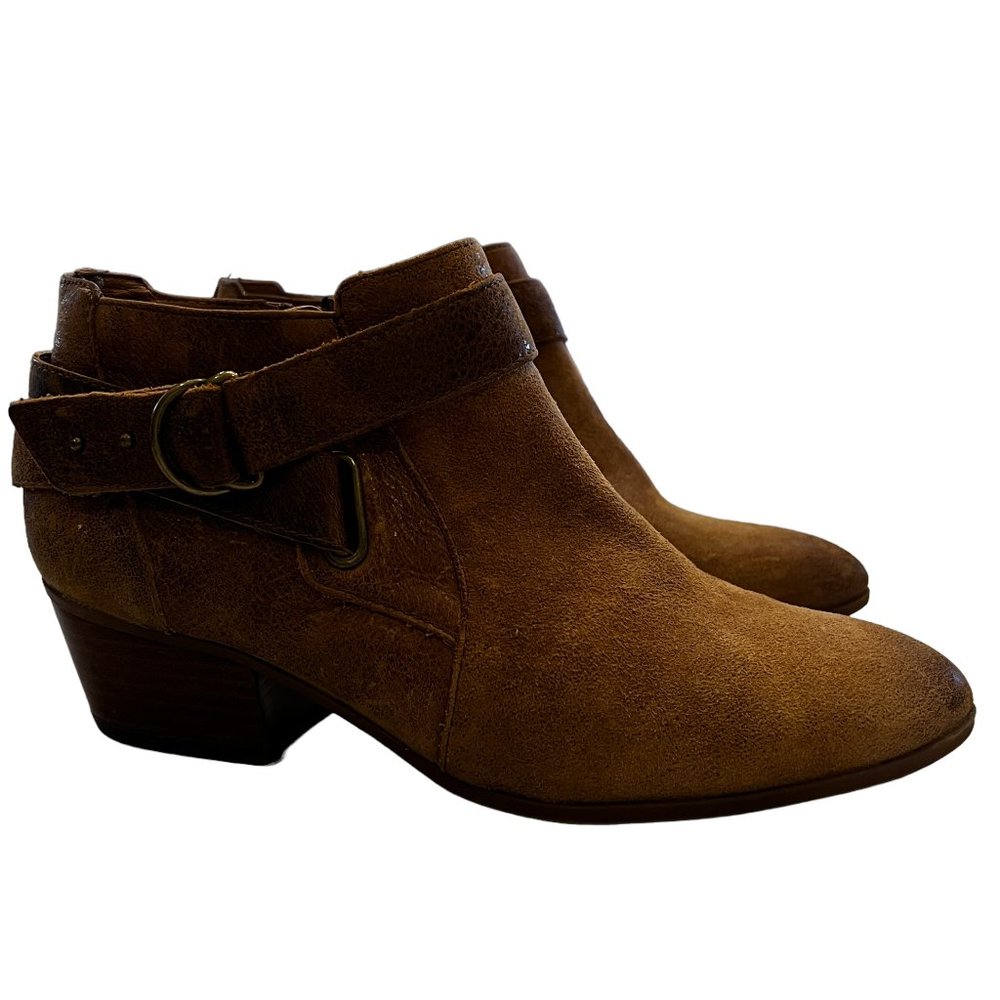 Clarks Artisan Spye Belle Distressed Brown Tan Leather Bootie Size 9.5 M - Picture 2 of 9